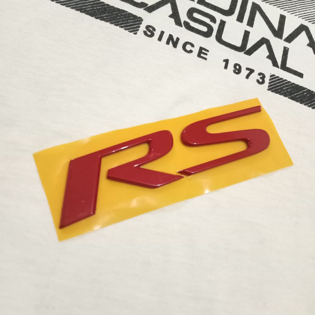 emblem bagasi belakang merk RS original.