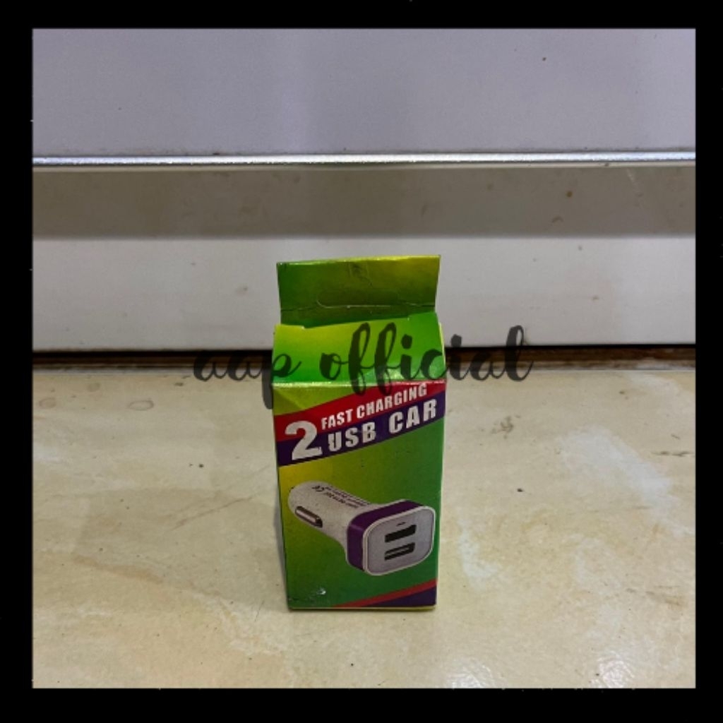 USB Casan Mobil Charger Aki Motor dengan 3 Port USB dan Kabel charger ke hp 5 in 1