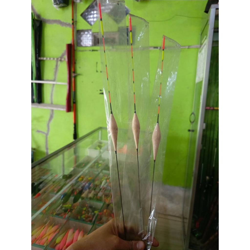 PELAMPUNG ANTI BADAI IMPORT 45 CM BONUS KILI-KILI