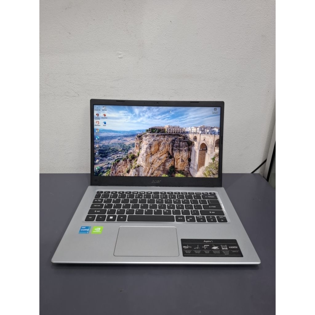acer aspire 5 intel core i3-1115G4 ram 8/512 nvidia mx 350 mulus