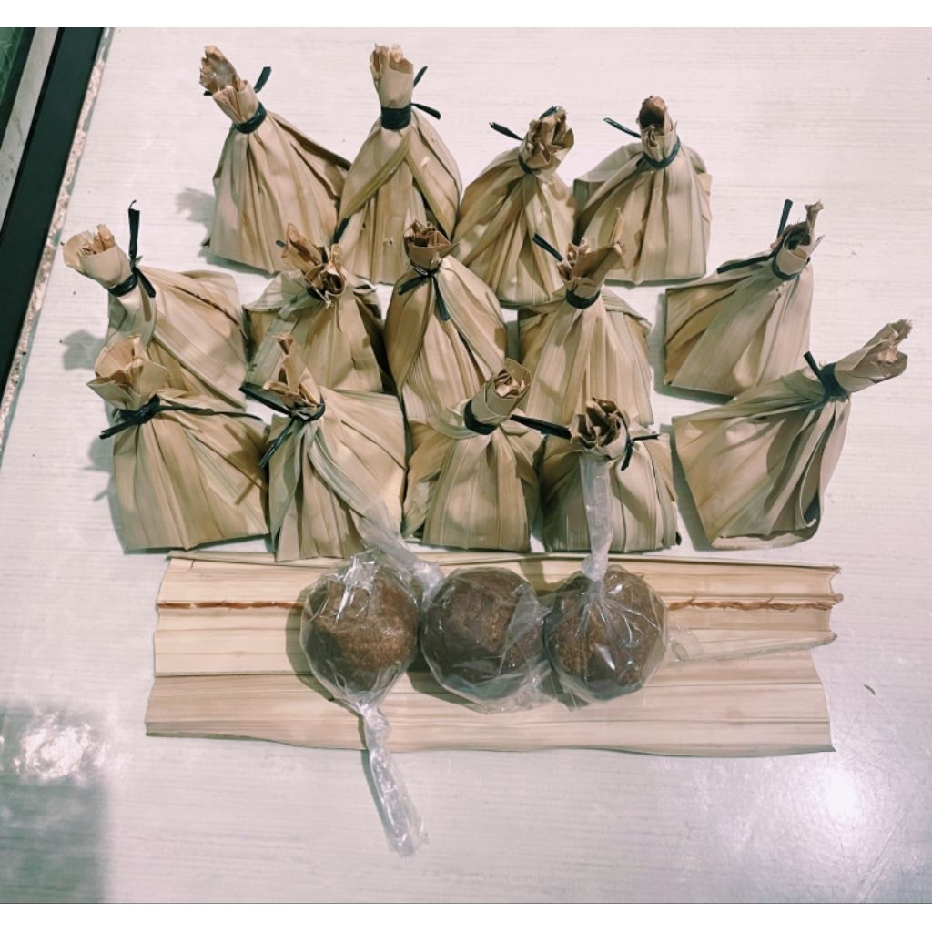 

Terasi Udang/Terasi Daun Super Khas PONTIANAK 80gr