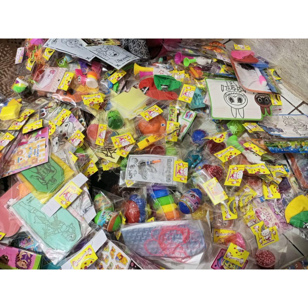 Mainan Renceng 2000an (isi 30)