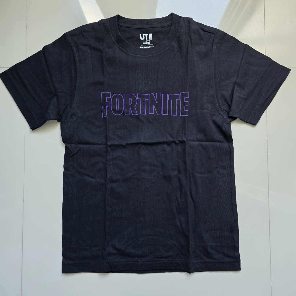 UT Kaos Hitam Fortnite