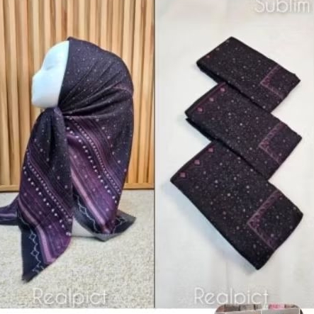 KERUDUNG SEGI EMPAT HIJAB MOTIF BUNGA PLUM UNGU