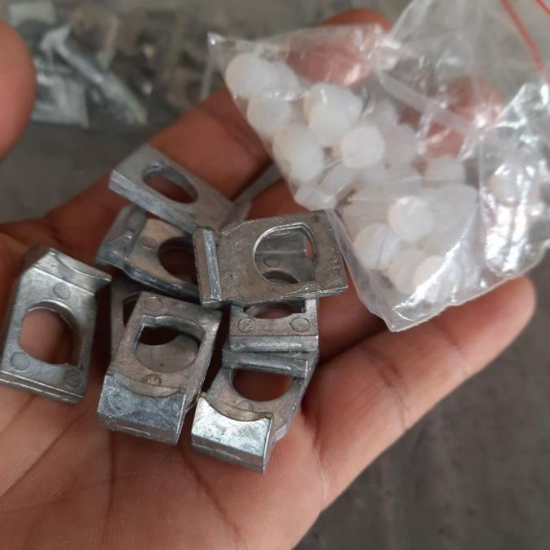 PACULAN REGULATOR / PENGAIT REGULATOR GAS LPG UNIVERSAL