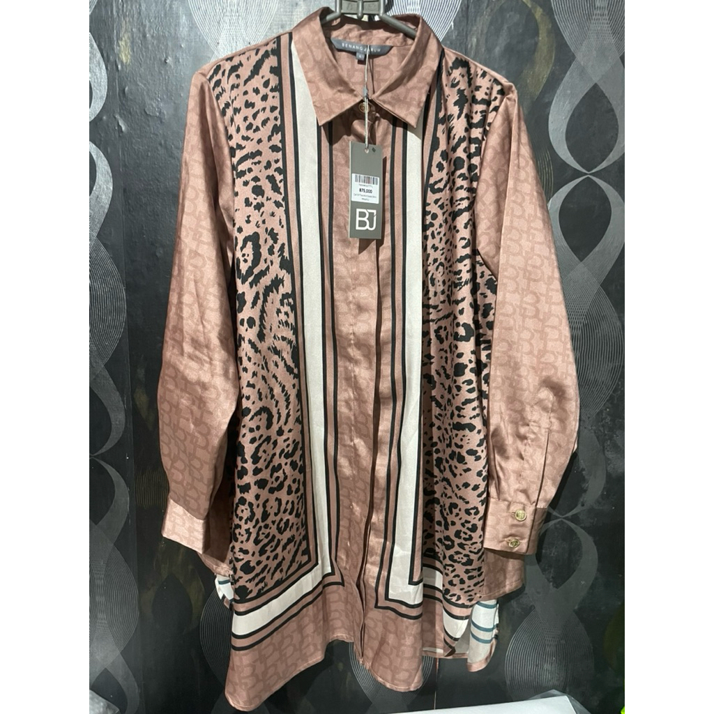 Call of the wild godet  - Wood Benang jarum