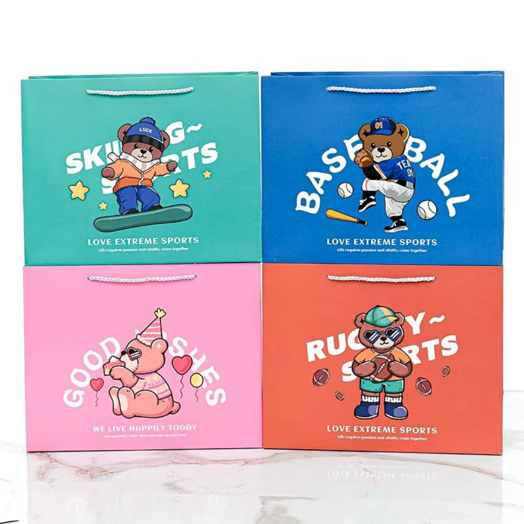 

[ PAPER BAG 24,5 X 19,5 X 9,5 CM ] Tempat kado lucu dan imut koleksi paperpag kado bayi lucu toko giftshop samarinda koleksi paperbag kecil anak ineed_ushop lokal import Balikpapan narabellsgiftshop toko kado samarinda jual perlengkapan kado kaltim
