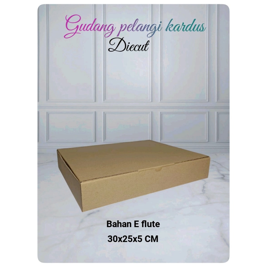 

kardus karton box uk. 30x25x5 cm .......model die cut/pizza