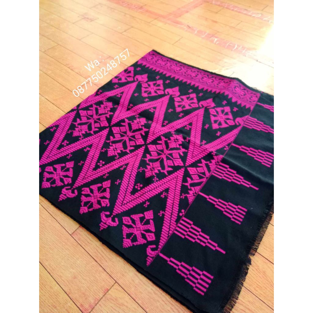 Kain Tenun Zigzag #KainTenunLombok