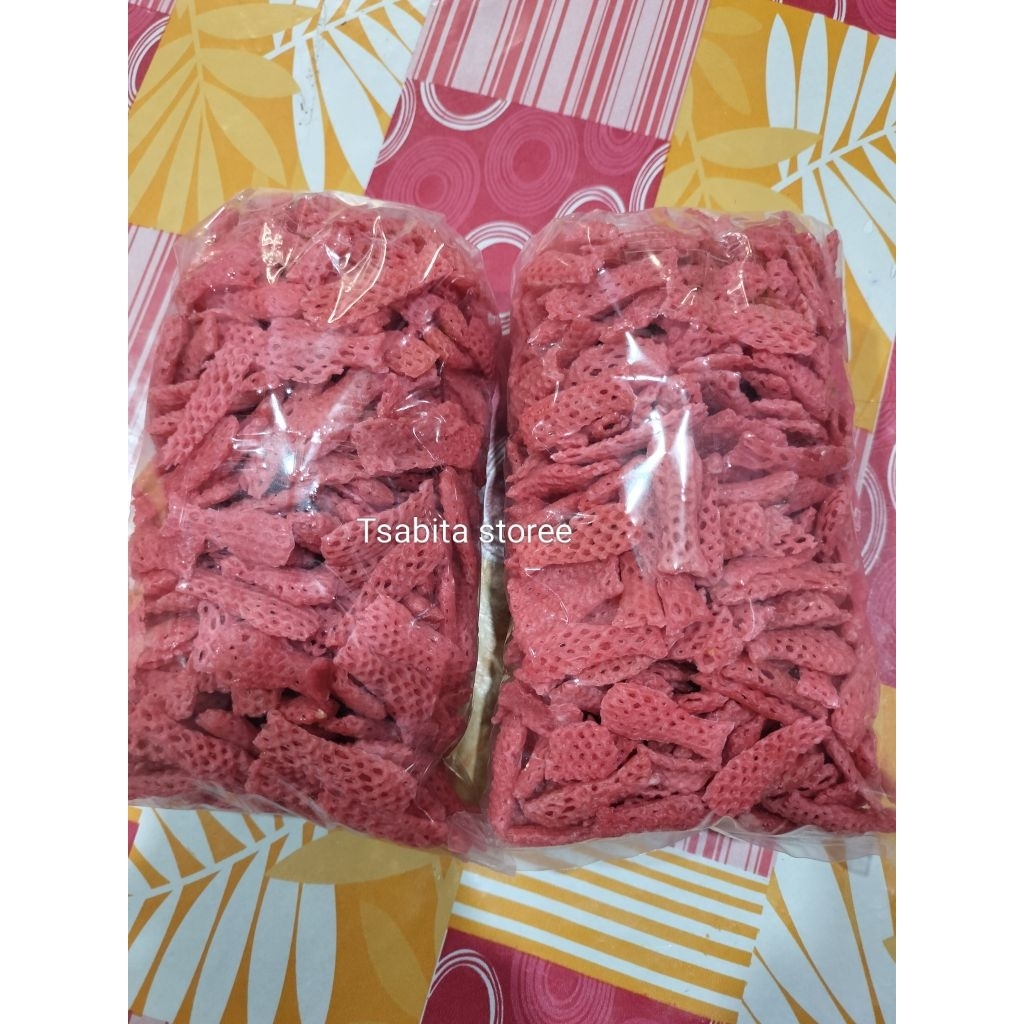 

Kerupuk Bentuk Ikan Kembung / Kerupuk ikan potato chips Kemasan 500gr 250gr