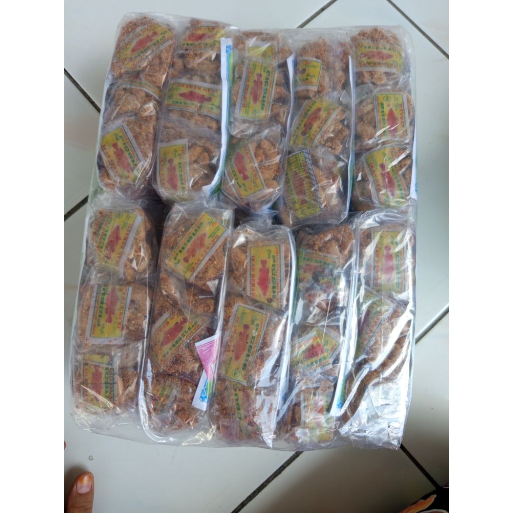 

picsus ikan kerapu 1 ball isi 200pcs/snack kerapu pedas gurih renyah