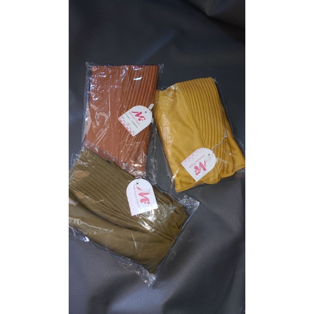 hijab sport ukuran M (menutup dada)