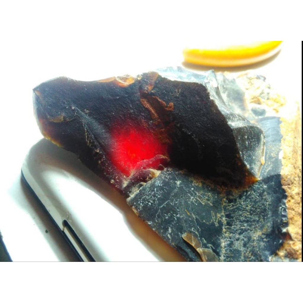 bongkahan batu kecubung api Aceh perkg