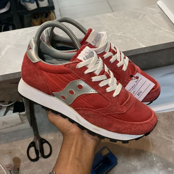 SEPATU SAUCONY SPATU LARI SHOES RUN FYC JOGING HIKING DAY BREAK ORIGINAL 100%