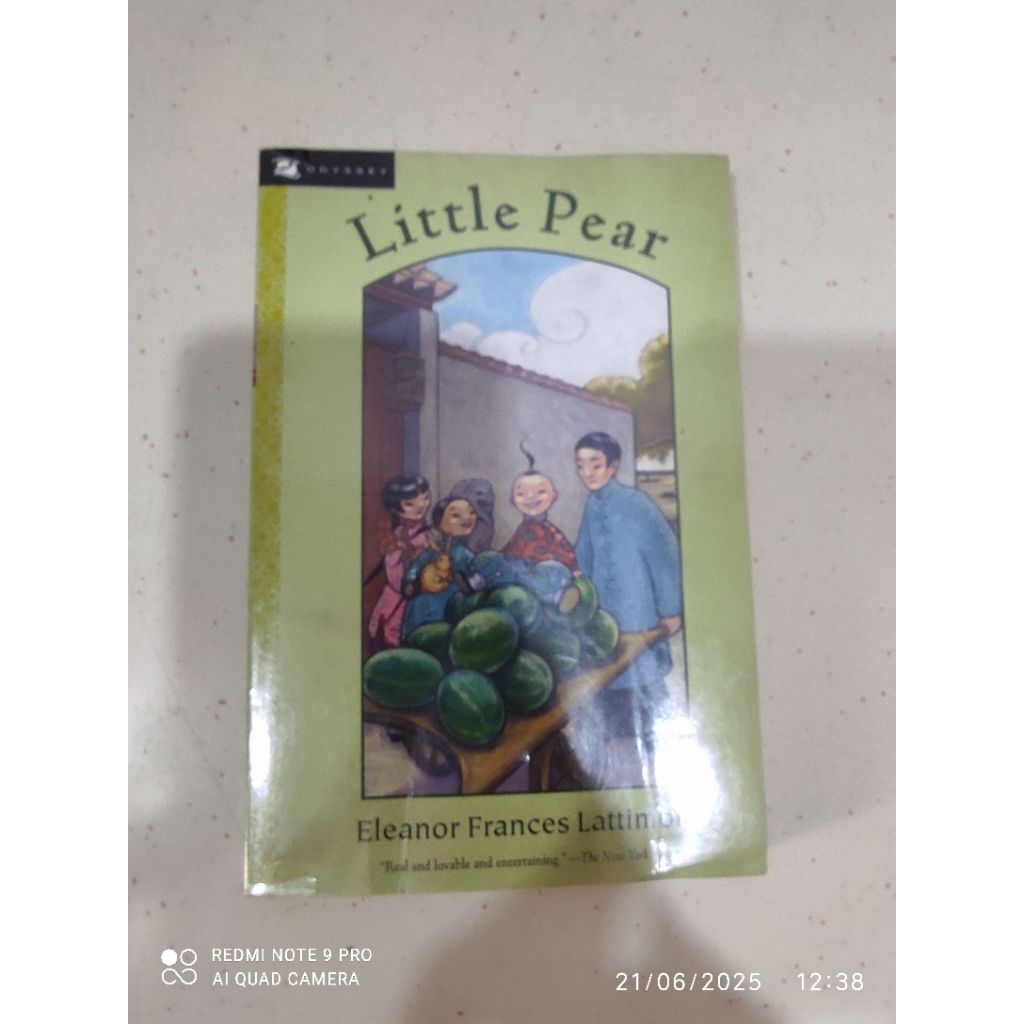 

Buku Little Pear