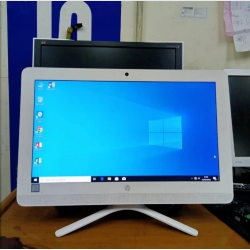 All In One PC HP Core I5 7200U 8GB RAM 256GB SSD