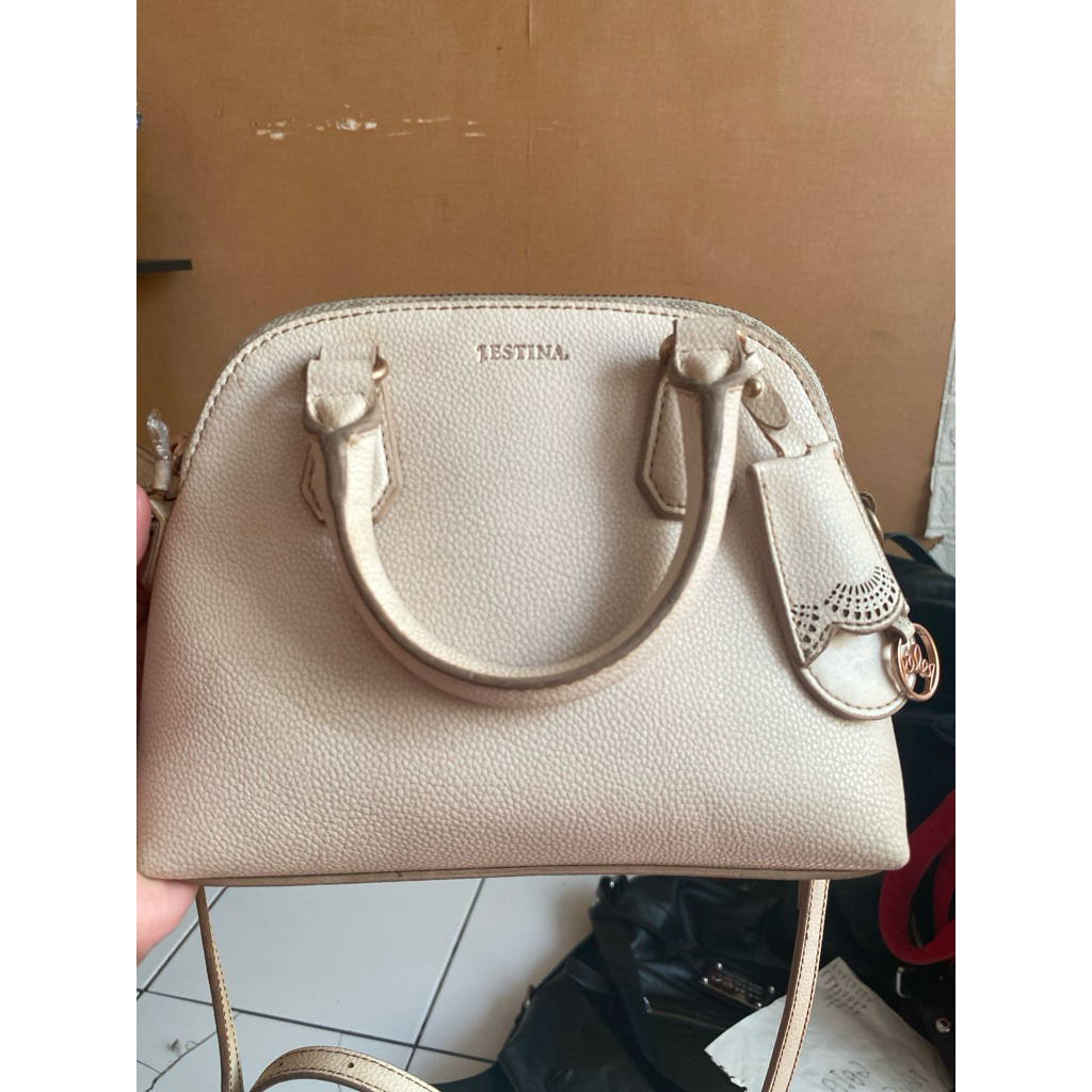 Slingbag jestina Slingbag jestina warna crem jestina Slingbag Slingbag jestina