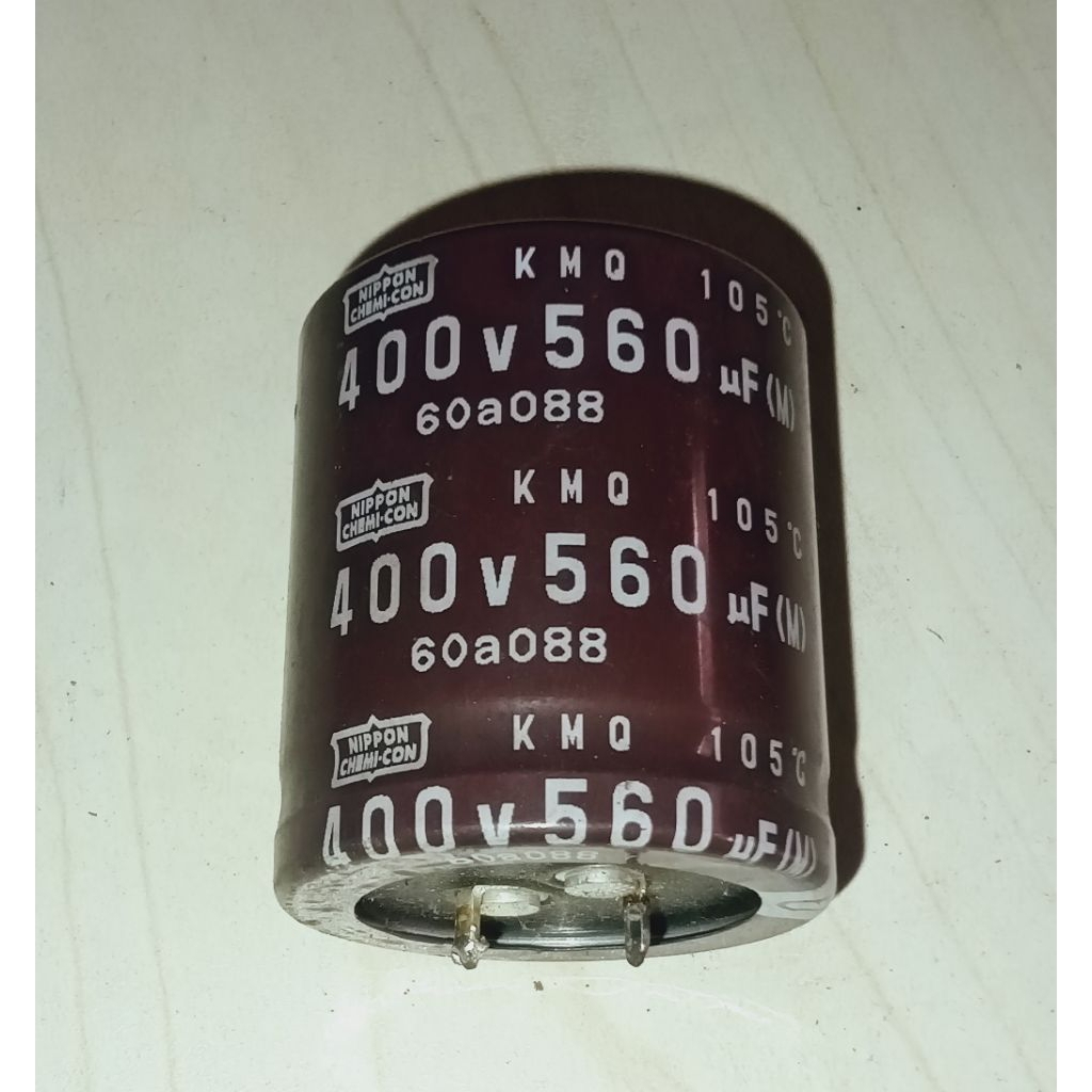 ELCO 400V 560UF T 4CM D 3.5CM  BEKAS