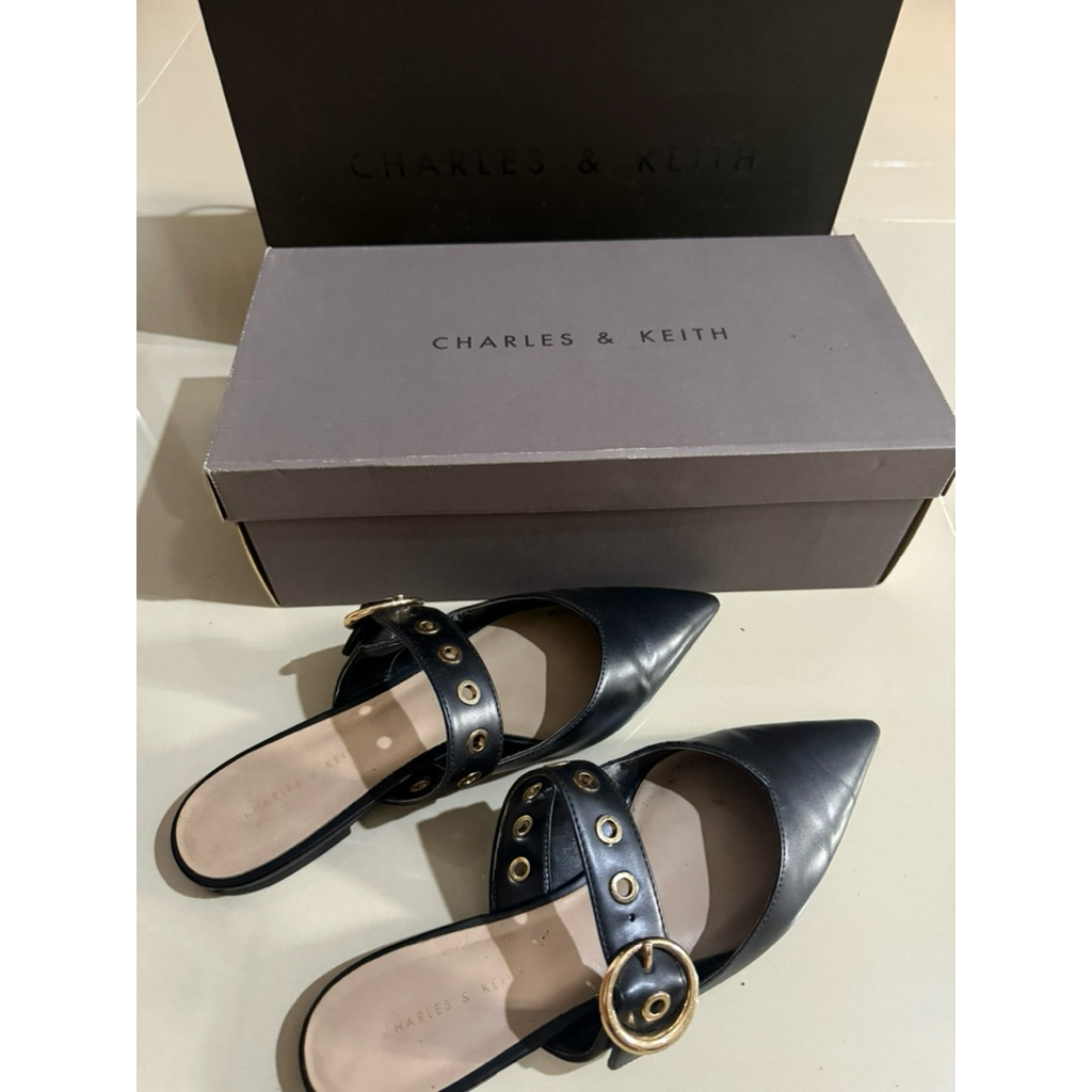sandal charles keith