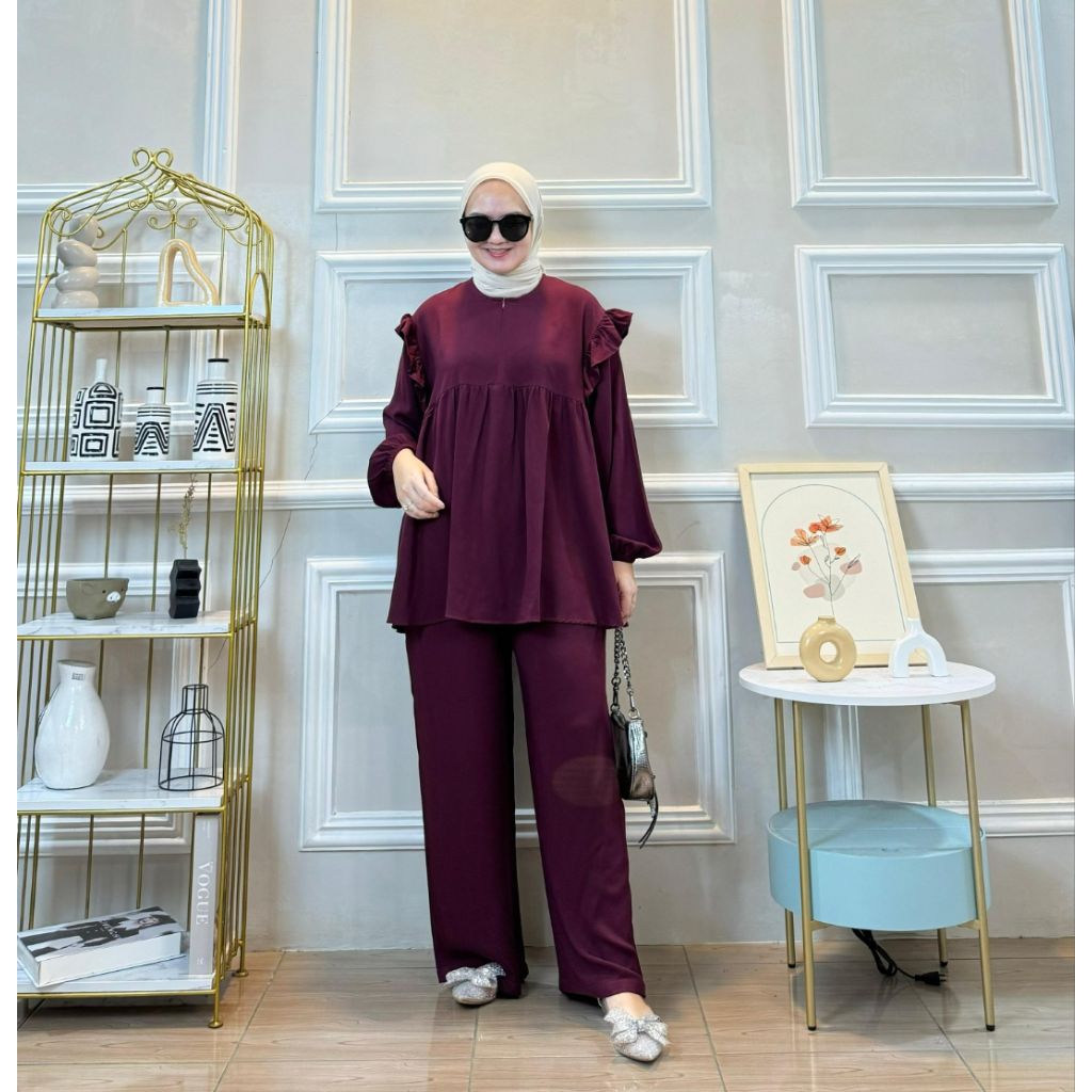 SETELAN POLOS REALPICT AMARA SET (NEW ARRIVALS)BAJULD: 120cmPB: 70cmCELANAPC: 100cmLP: 70cmBAHAN RAY