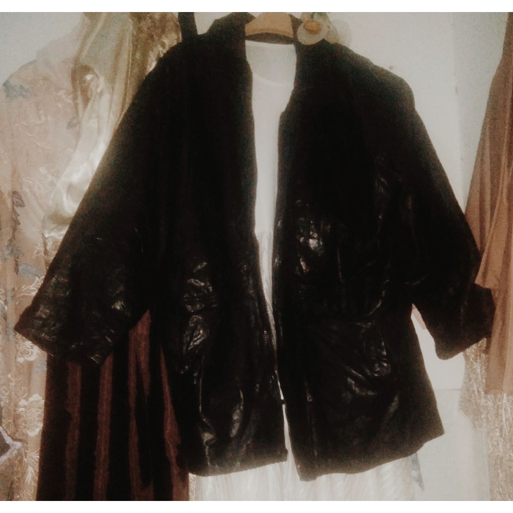 jaket kulit pl saku lengan kanan kiri