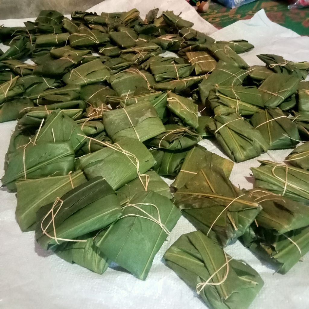 

tempe bungkus daun isi 2