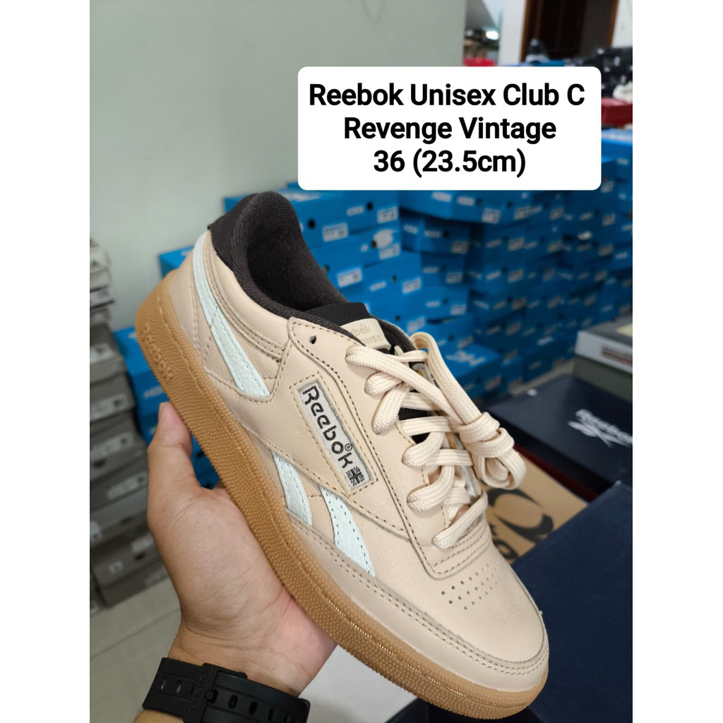 SEPATU WANITA REEBOK CLUB C REVENGE VINTAGE 36/23.5