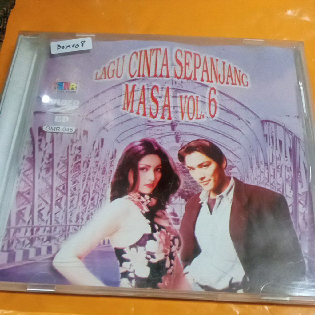 VCD LAGU CINTA SEPANJANG MASA BOX008