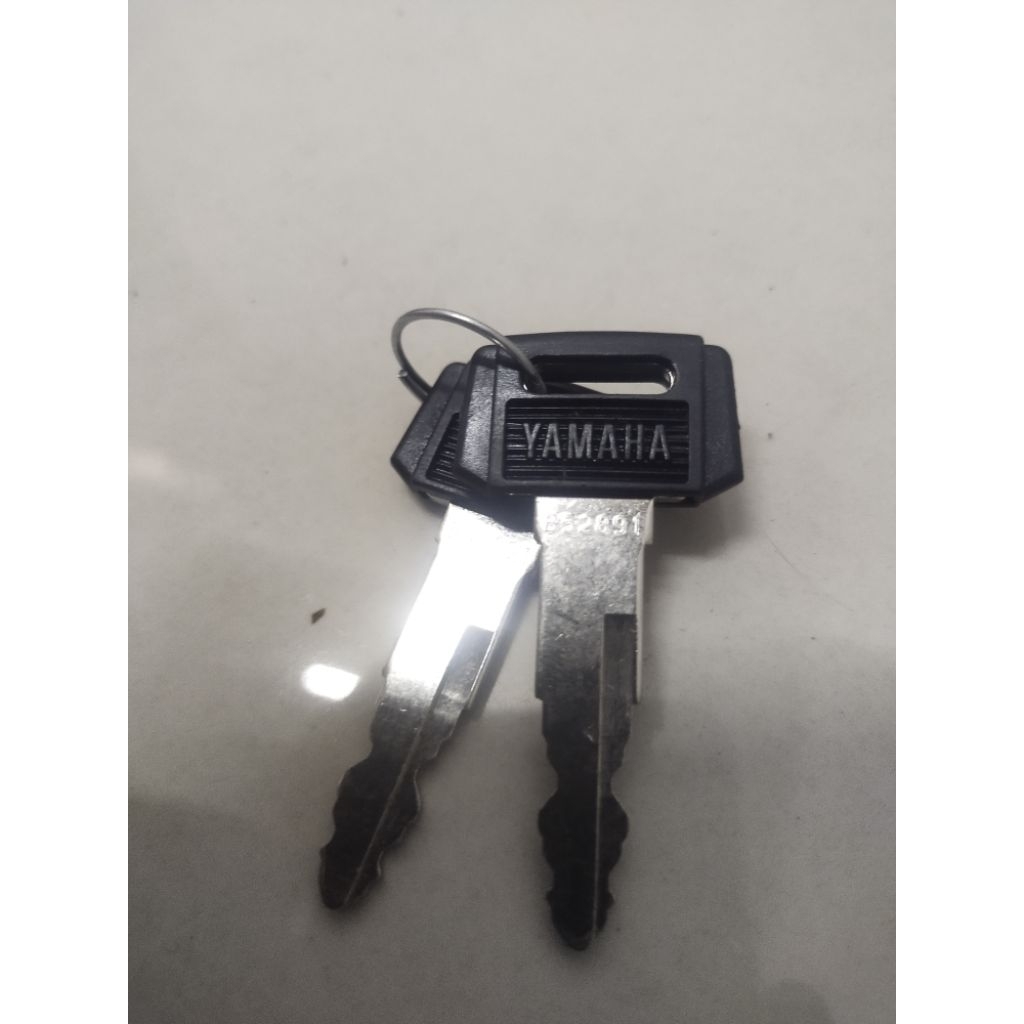 Kunci Kontak Jok Sadel Yamaha V75 V80 Autolube CDI V80SS V80SDX Super Deluxe Robot excellent L2 L2G 