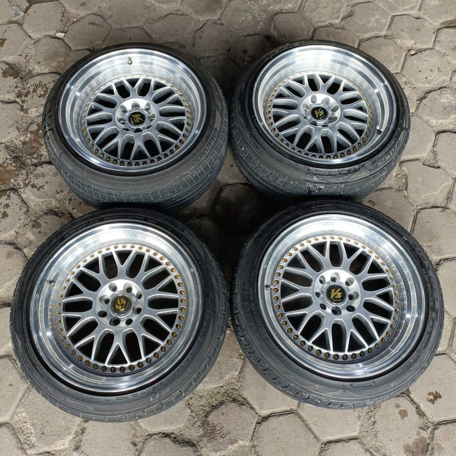 VELG MOBIL RACING VS WORK RING 17X8,5/9,5 PCD 4X100, 4X114 ET 30/35 + BAN FALKEN 215 45 R17