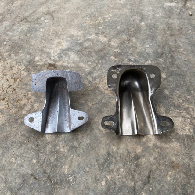 DUDUKAN STOPAN BELAKANG CB V80 / PANGKON STOPAN CB V80