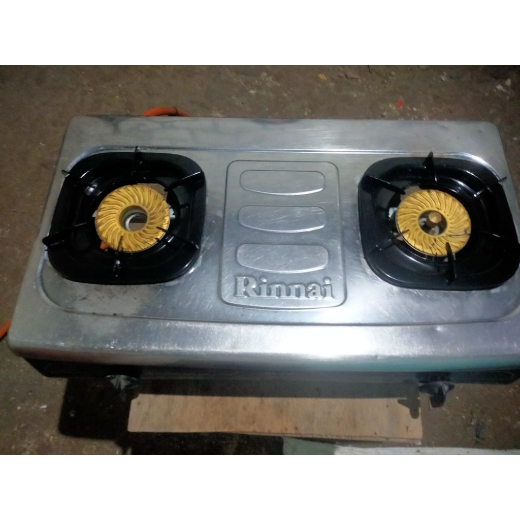 kompor Rinai 2 tungku 712 bekas
