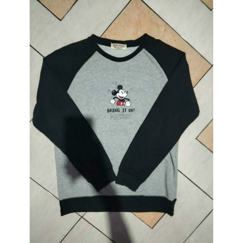 crewneck mickey