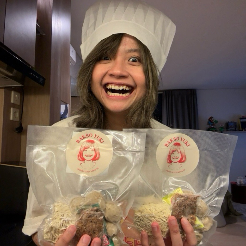 

Bakso Ayam Homemade Original Buatan Yuki + Mie + Bumbu Bawang