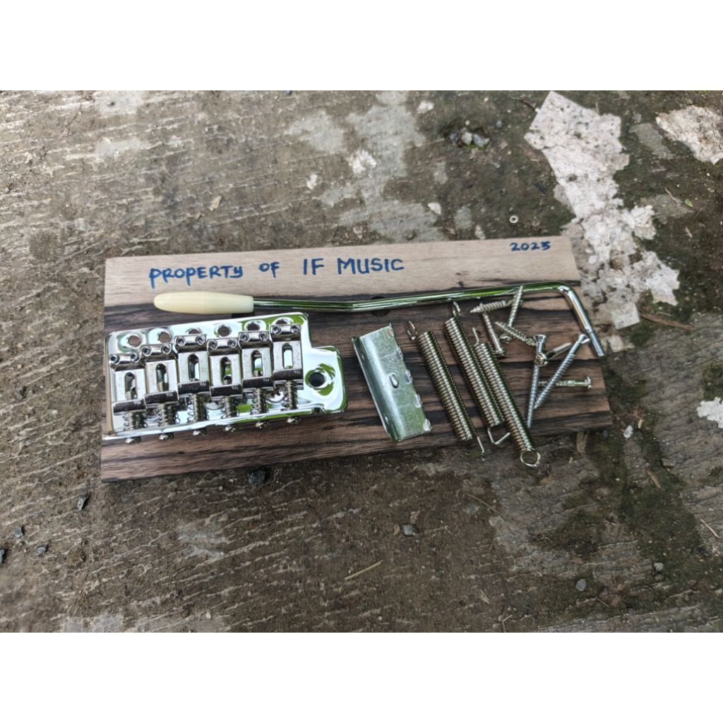 Tremolo Gitar Stratocaster Vintage 6 Screw Fender Squier