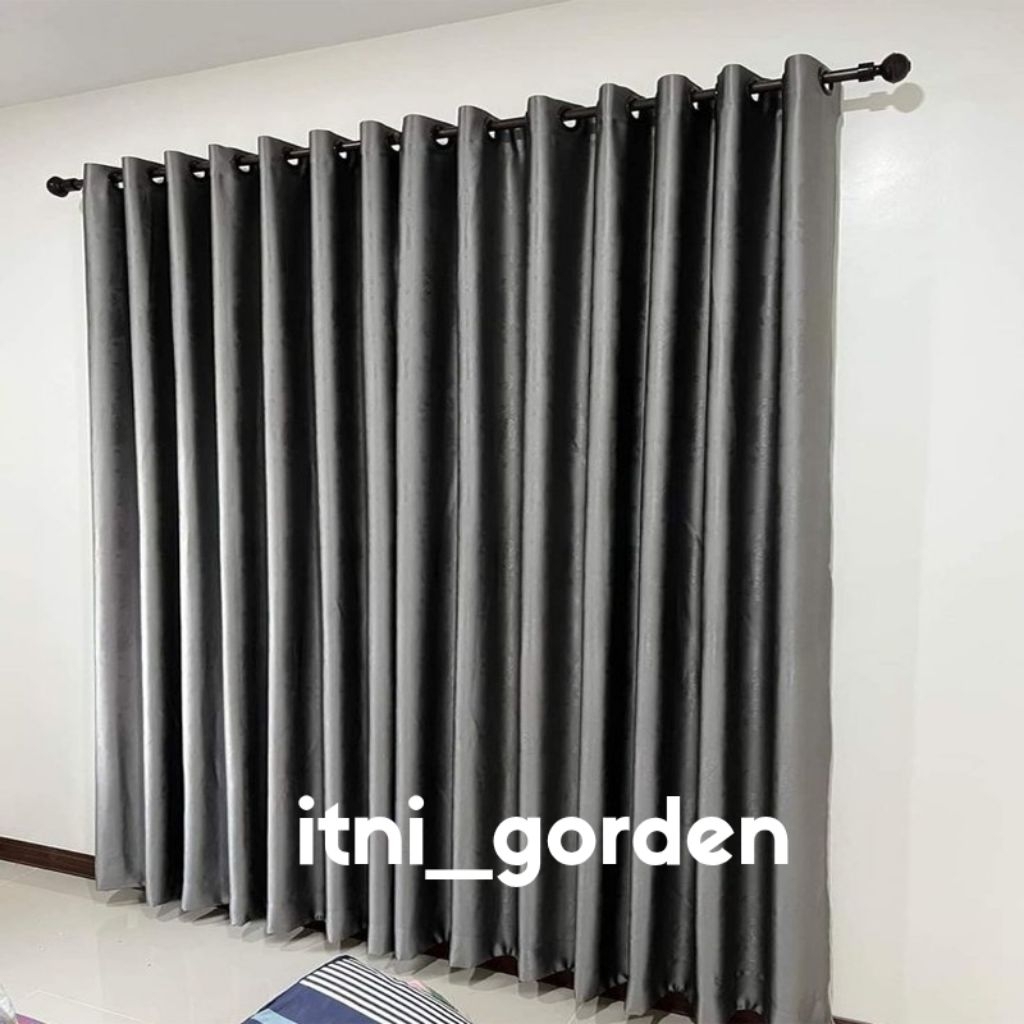Gorden Jendela Blackout Abu Tua Glossy Emboss Polos Aesthetic Mewah Elegan
