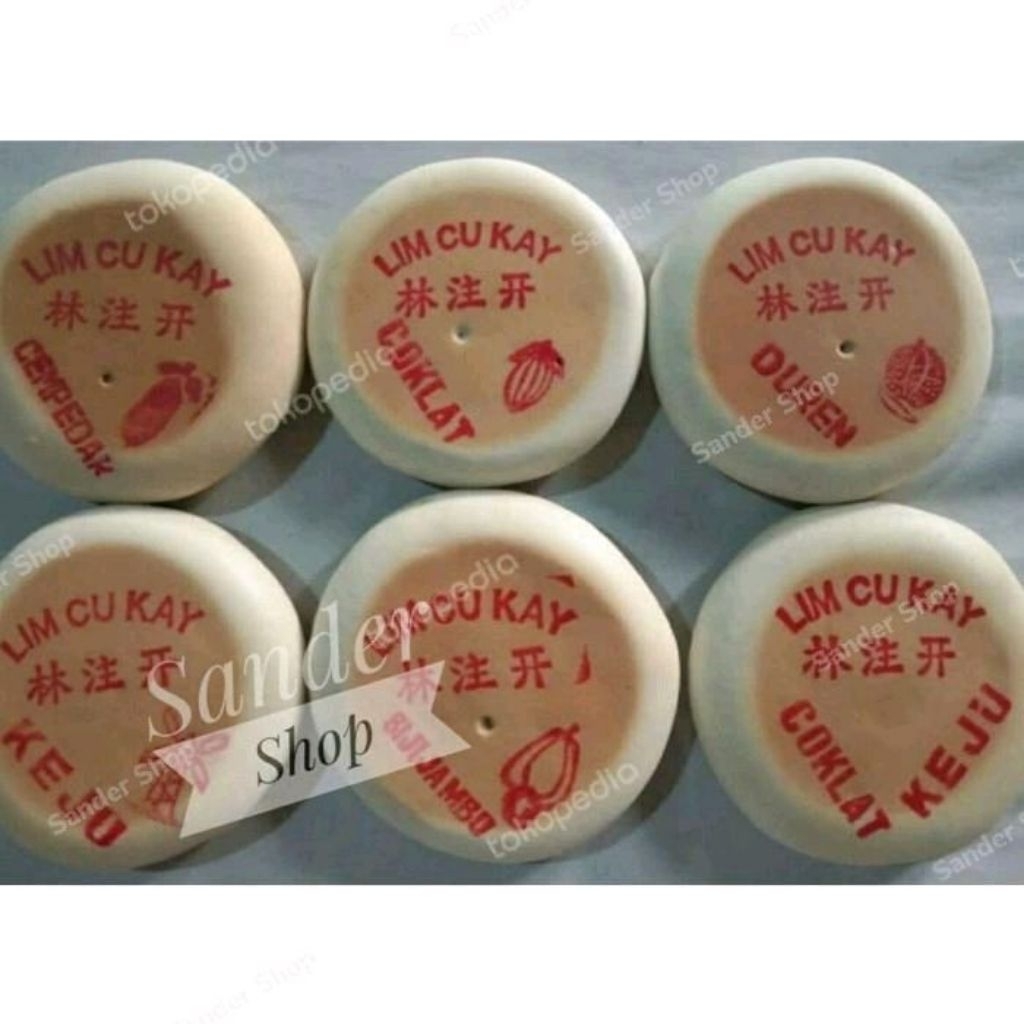 

Moon Cake / Tong Cu Pia / Kue Bulan - Lim Cu Kay / Lim Cu Kai