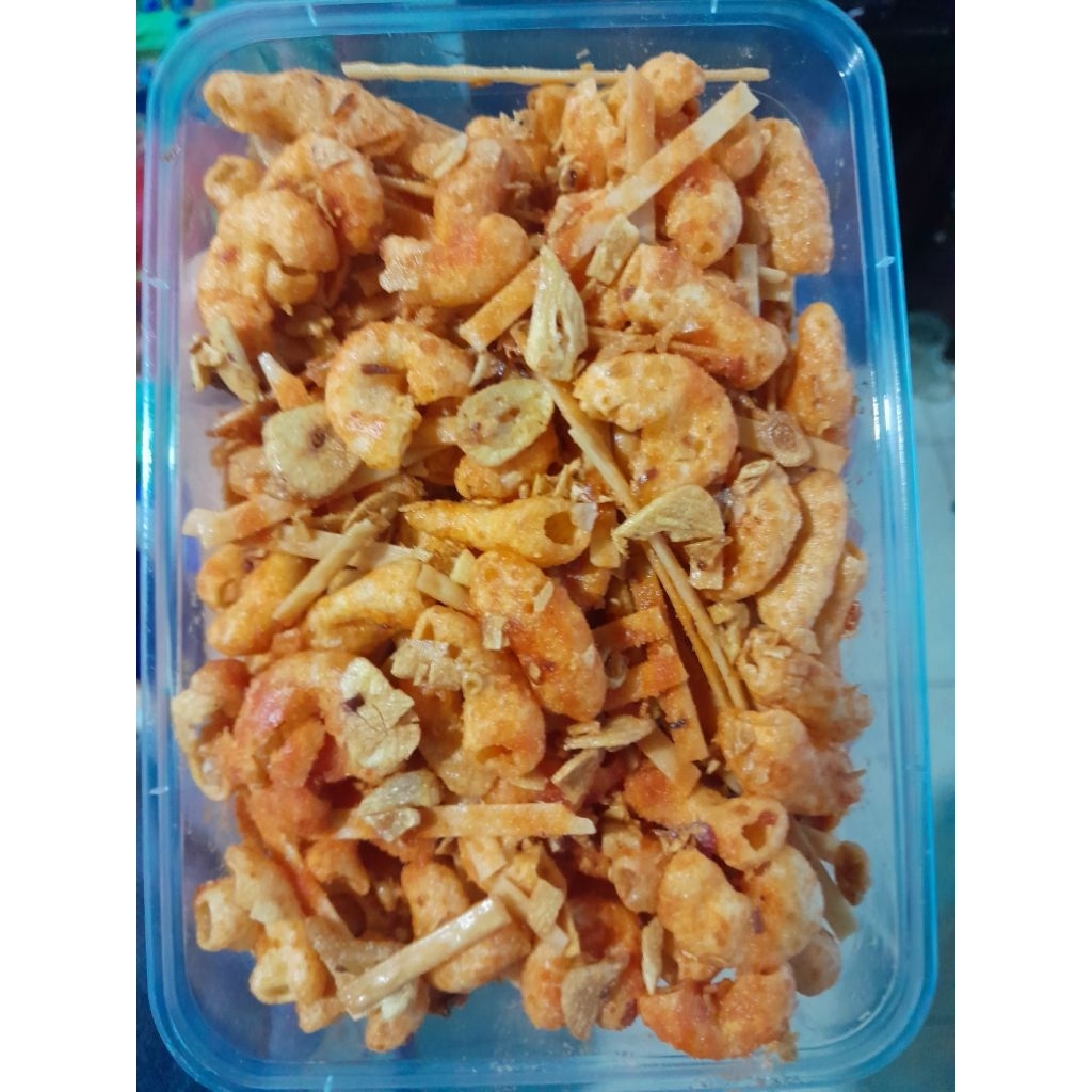 

Nyemil Kriuk " Sinar Kembang