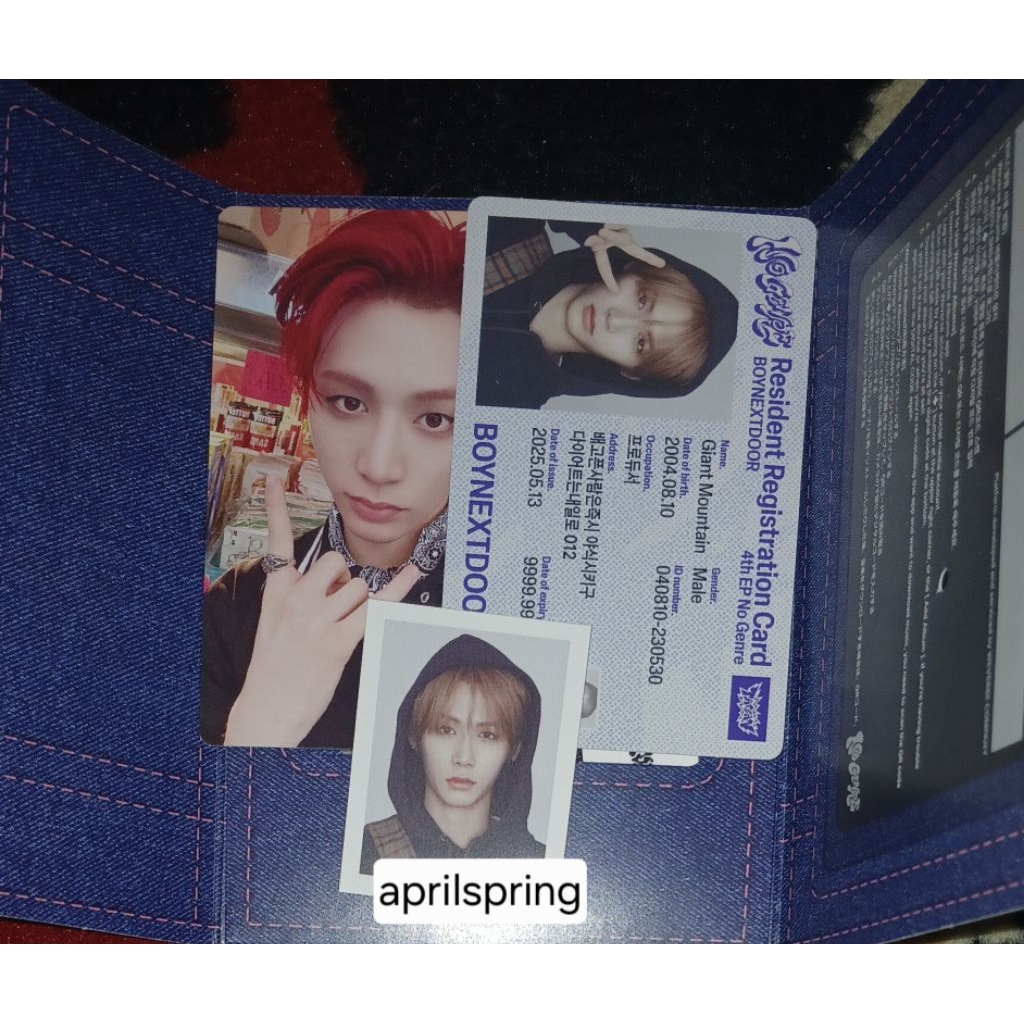 TAESAN SET NO GENRE WEVERSE VER ALBUM UNSEALED