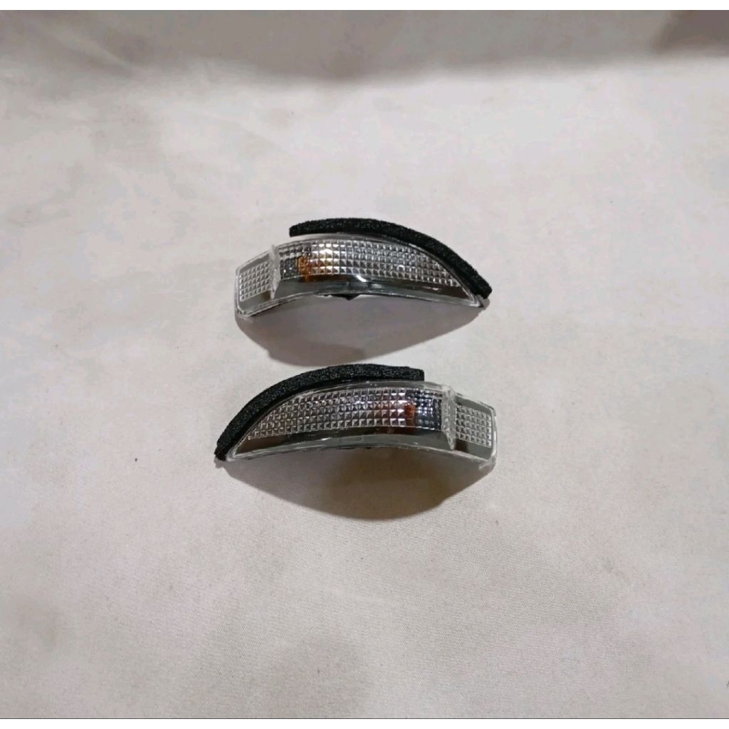 Lampu Sein Spion Calya Sigra 2012,2014,2016,2018,2020,2022