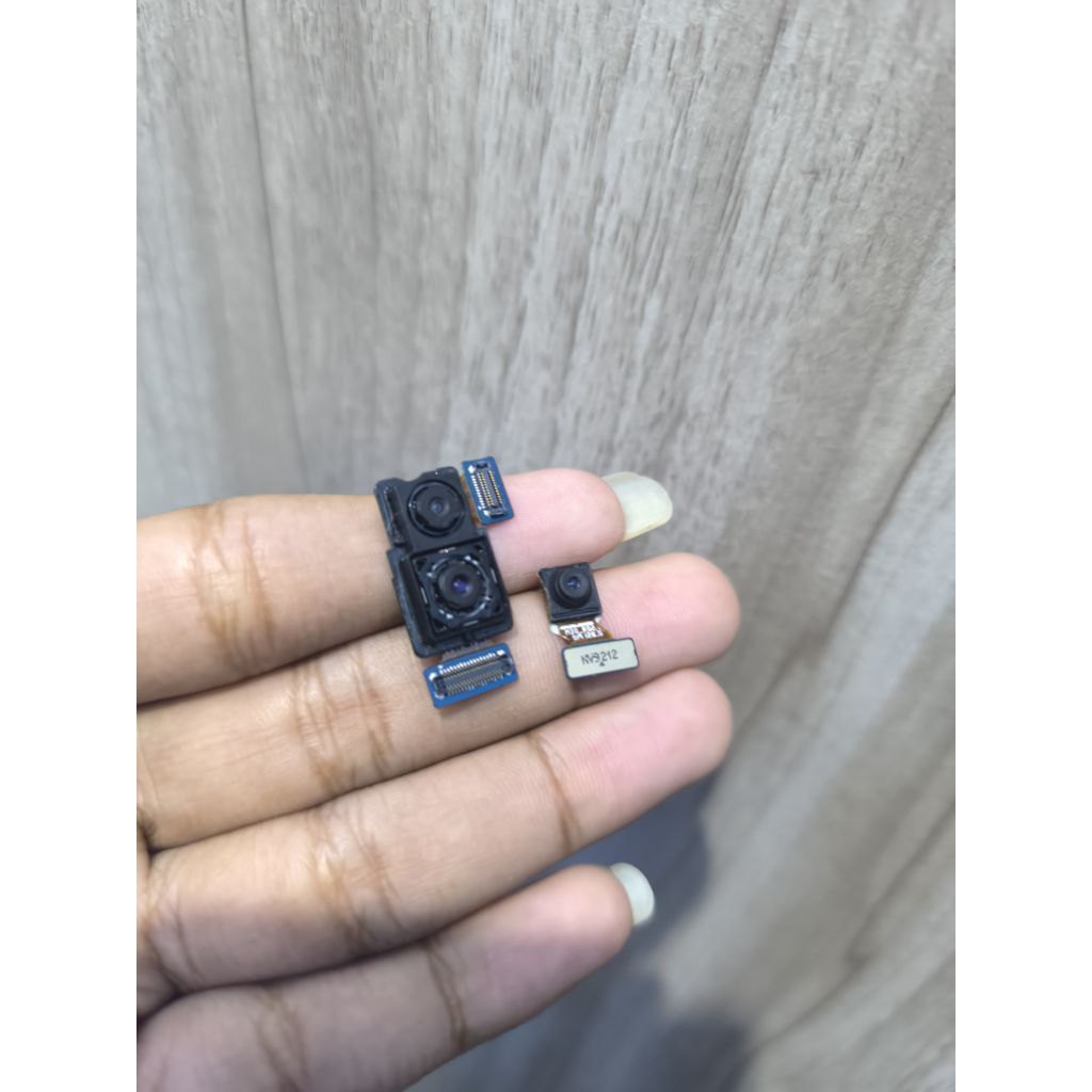 Original Copotan Kamera Depan Belakang Samsung M20