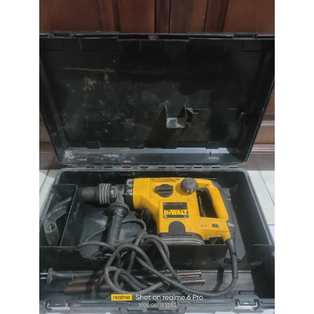 mesin bor bobok beton Dewalt DW543