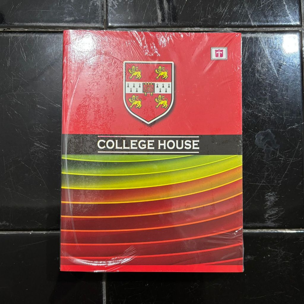 

Buku Tulis Tiara 100 lebar isi 5 buku