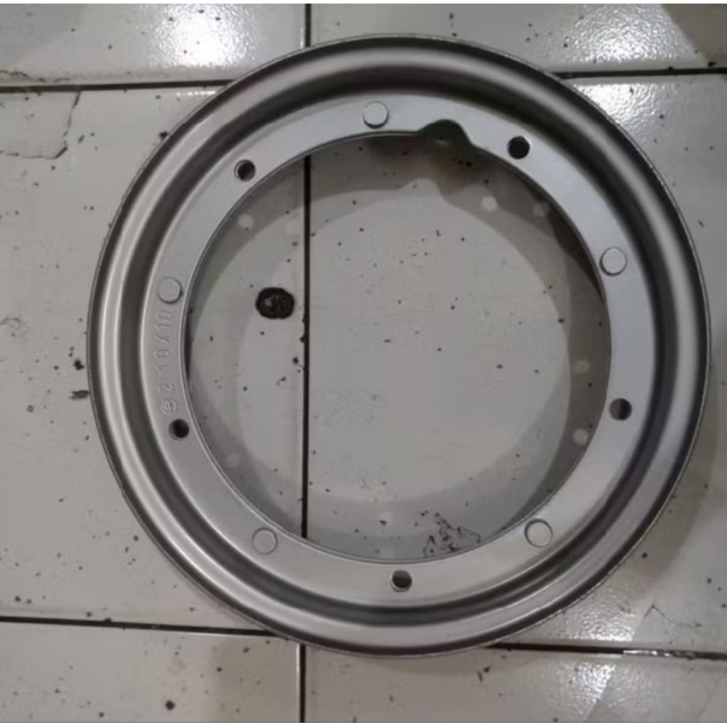 Velg Pelek Piaggio Vespa LX Ring 10 Barang Second Copotan