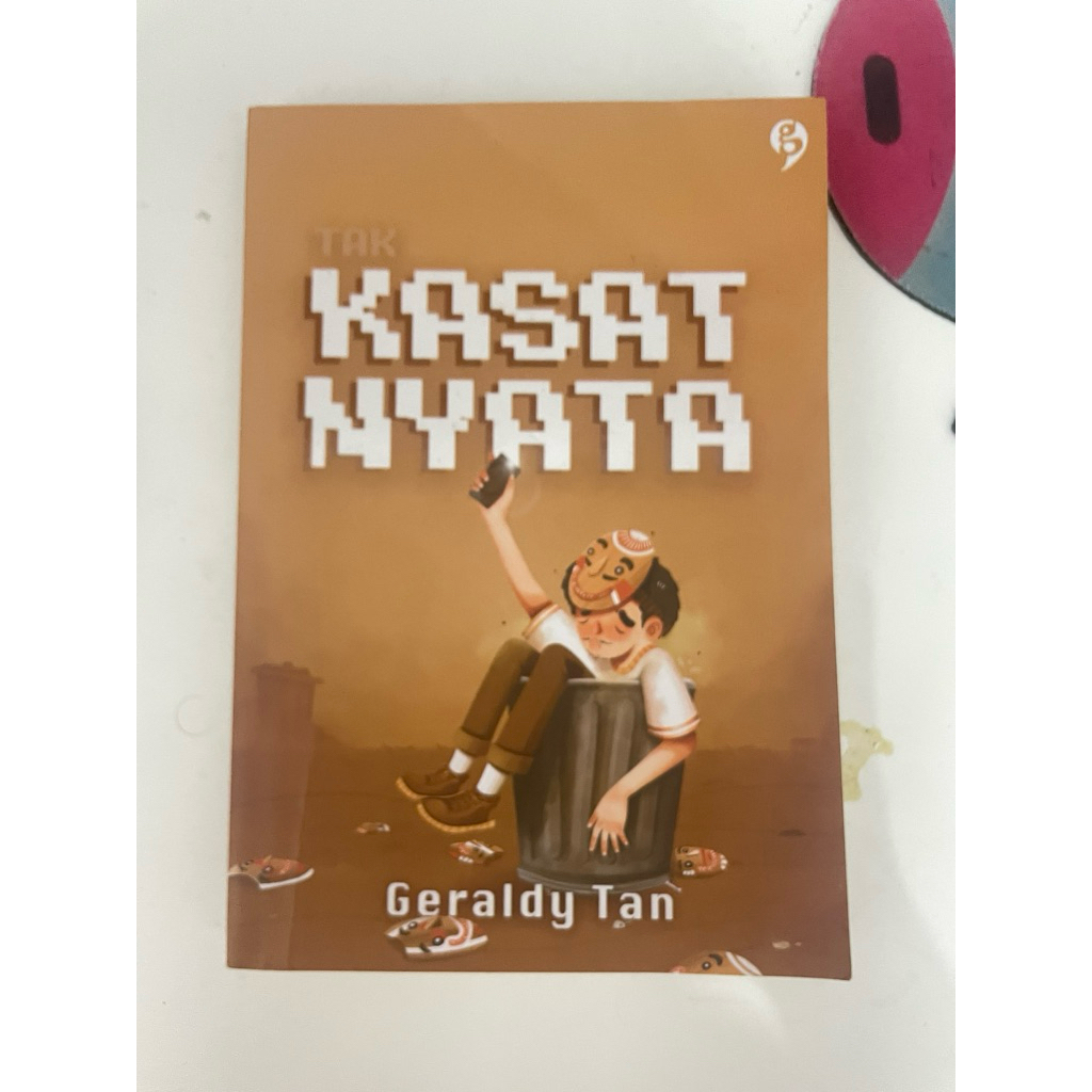 preloved original buku geraldy tan tak kasat nyata