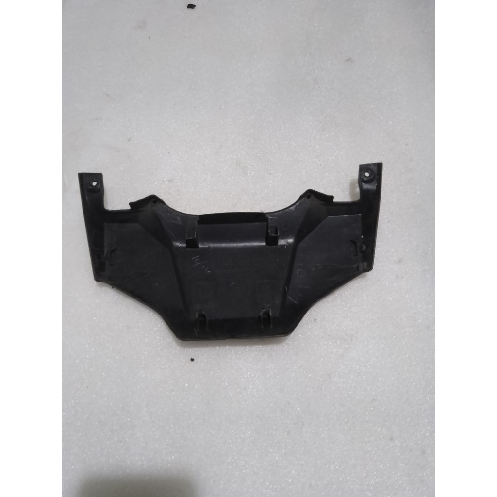 cover sambungan body belakang bagian atas Honda ADV 150 original copotan