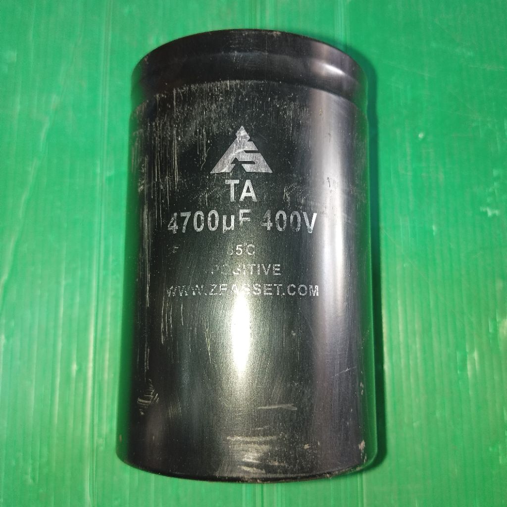 ELCO JUMBO 400V 4700UF