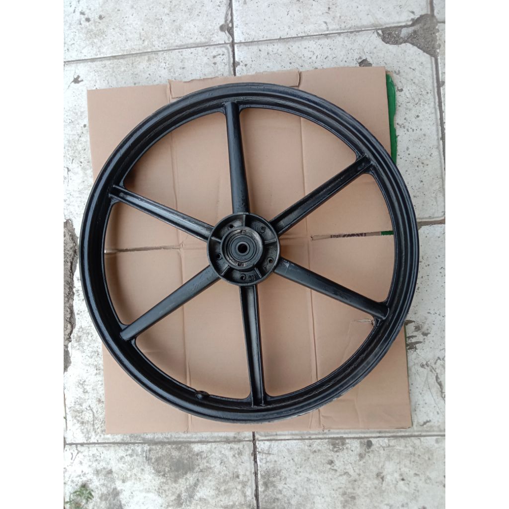 pelek depan palang 6 motor Honda/Supra fit/Supra x jumbo/Revo lama/karisma/ BARANG ORI CABUTAN NOMIN