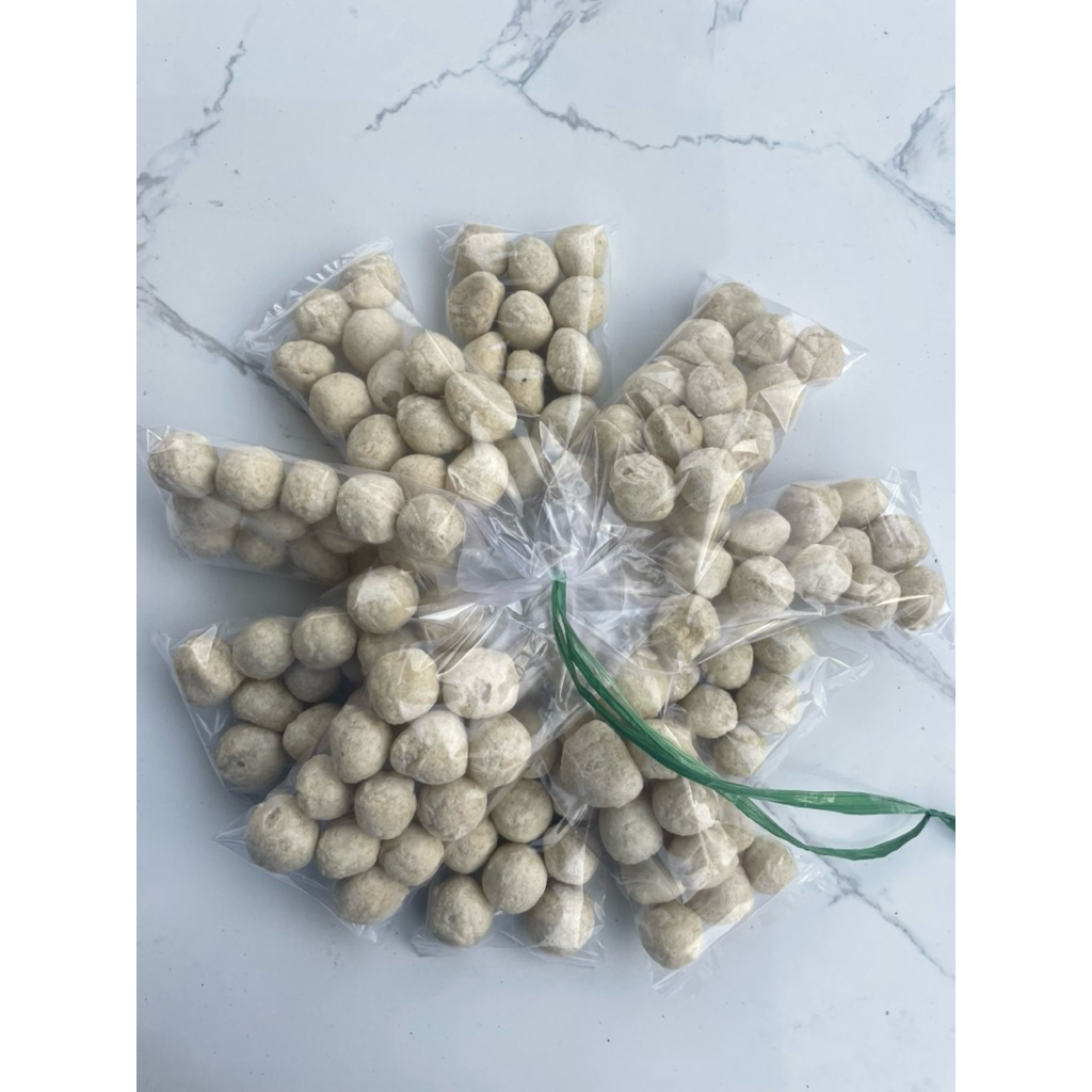 

KERUPUK BAKSO IKAN TENGGIRI kemasan ecer 2000 berat 35grm