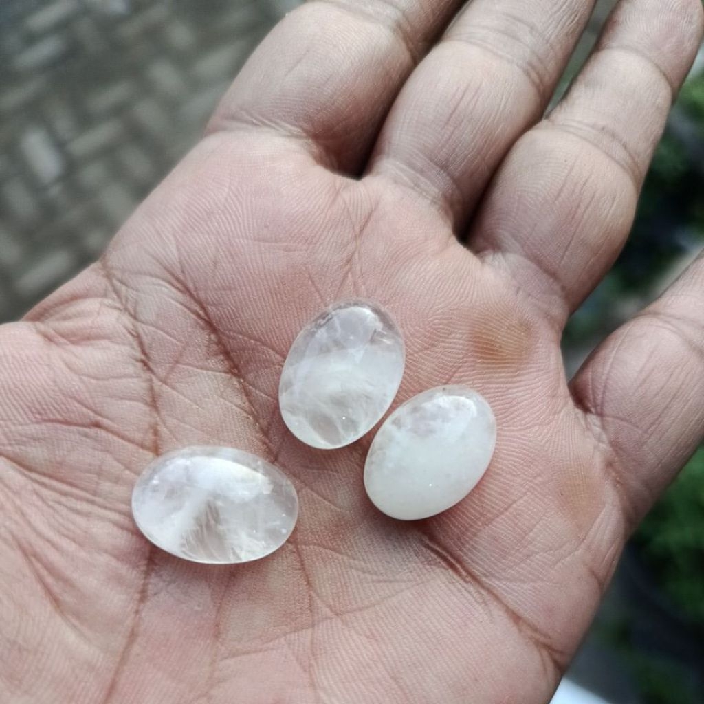 batu akik kecubung es kalimantan natural